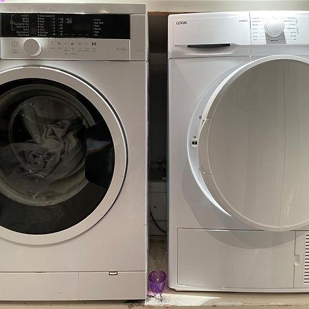 5 Bed House - Fancy - Sleep Up To 12 - Central London Kültér fotó