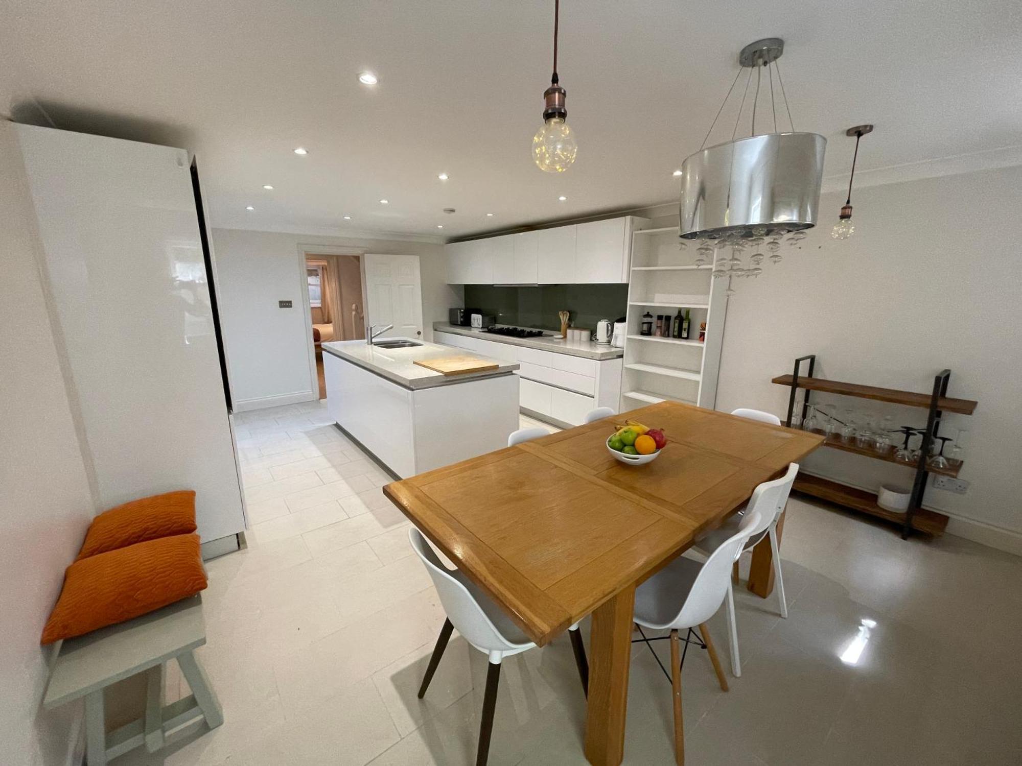 5 Bed House - Fancy - Sleep Up To 12 - Central London Kültér fotó